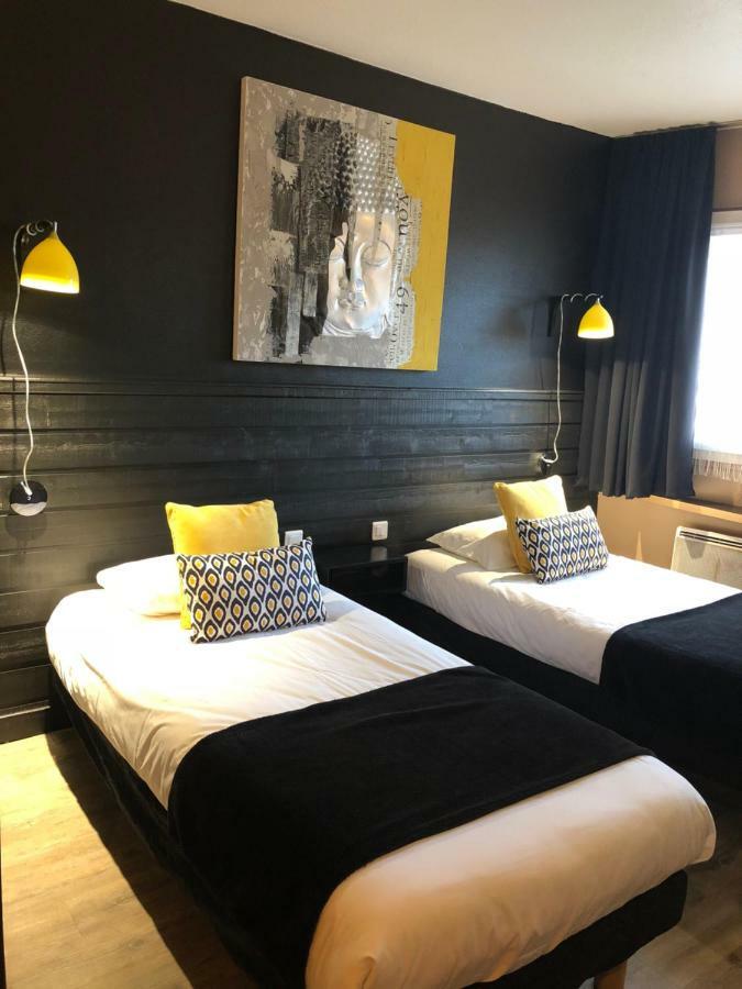 Hotel Burnichon ตาราร์ ภายนอก รูปภาพ